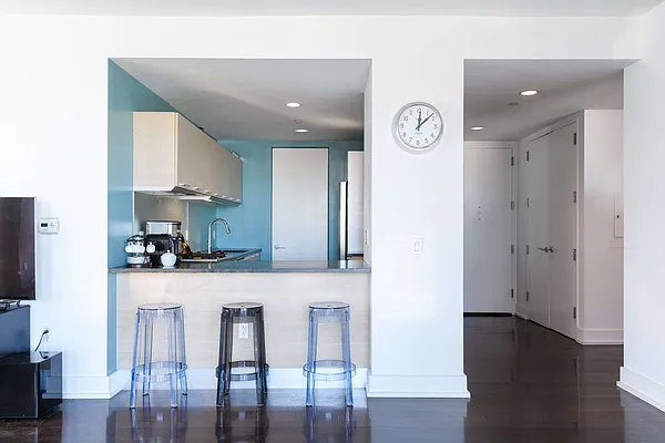 Sold by Brown Harris Stevens | media 17