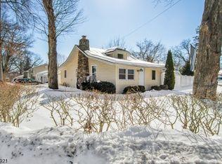 54 Sunset Trl, Denville Twp., NJ 07834