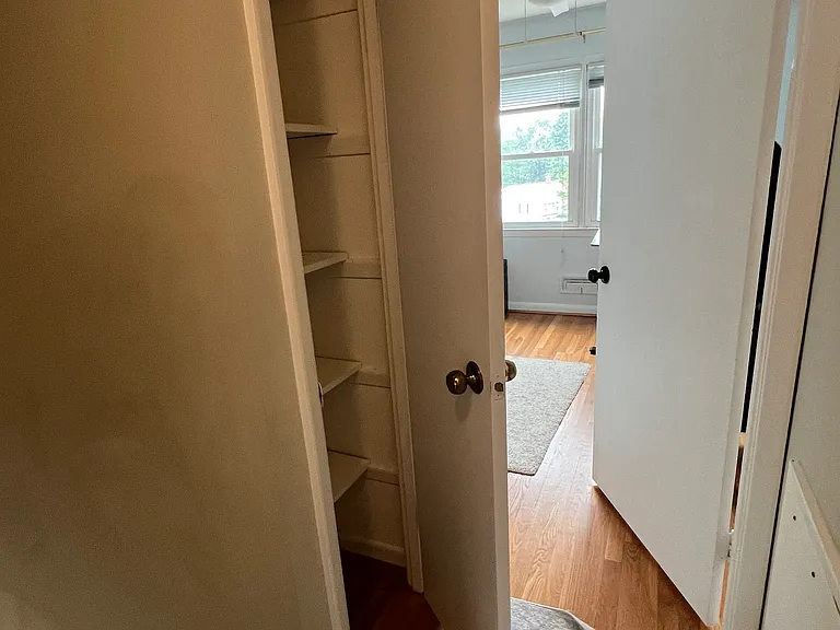 6017 Black Friars Cir — Photo 46