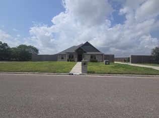 1009 W Gem Ave, Raymondville, TX 78580