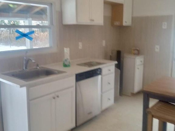 5th image of 204 Bridgeton Ave