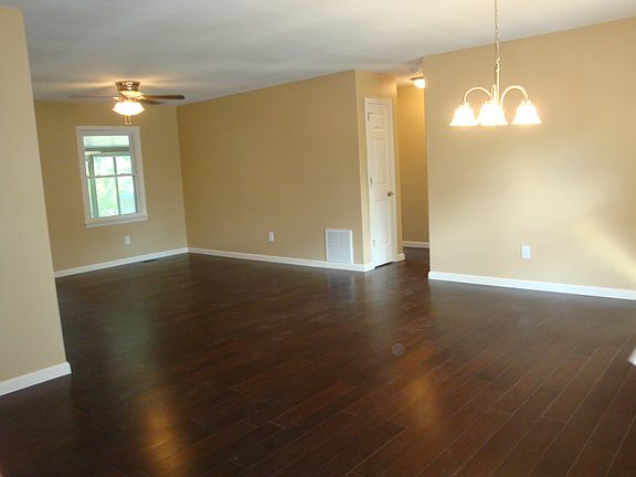 5th image of 401 Brentwood Dr