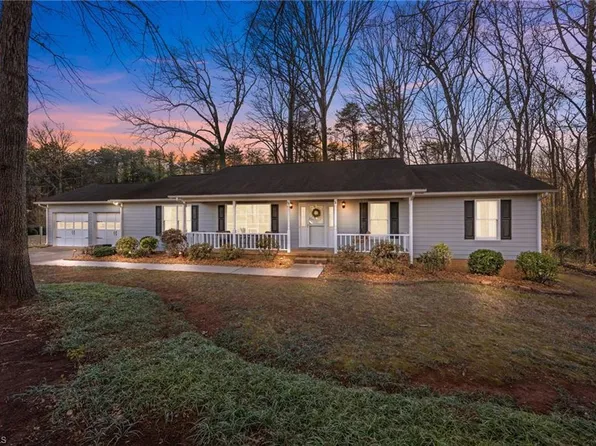 1250 Edgewood Ct, Salisbury, NC 28147