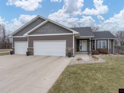 839 Fieldcrest Dr, Mankato, MN, 56001