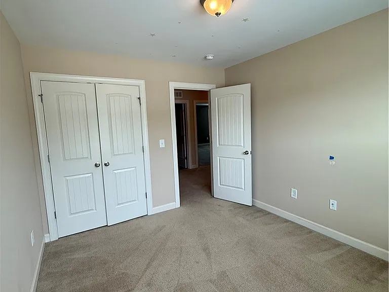 726 Century Dr — Photo 30