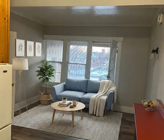 604 N Weber St #7 — Photo 1