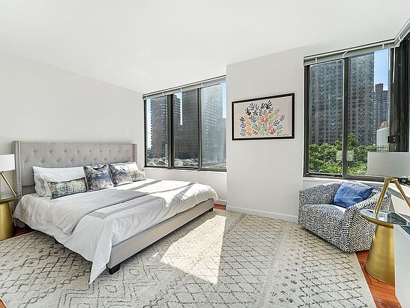 5th image of 300 E 93rd St APT 9E