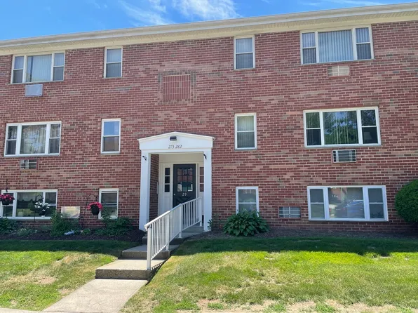 282 Regency Park Dr #282, Agawam, MA 01001