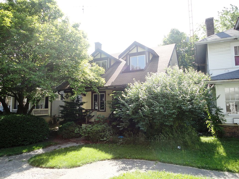 1st image of 4 Washington Ct