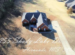 3255 Shady Lake Dr, Hernando, MS 38632