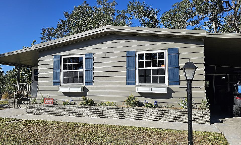 1st image of 3325 Bay Oaks Dr