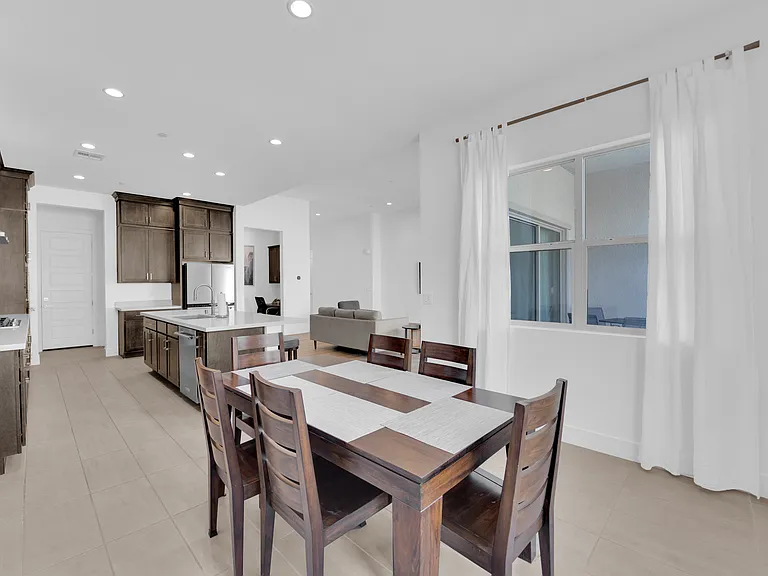 323 Robledo St — Photo 16