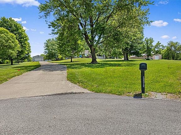 2nd image of 15813 Sugar Plum Rd