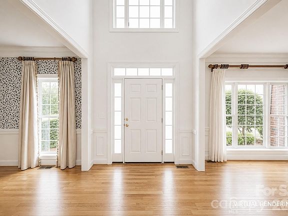 2nd image of 4006 Belle Meade Cir