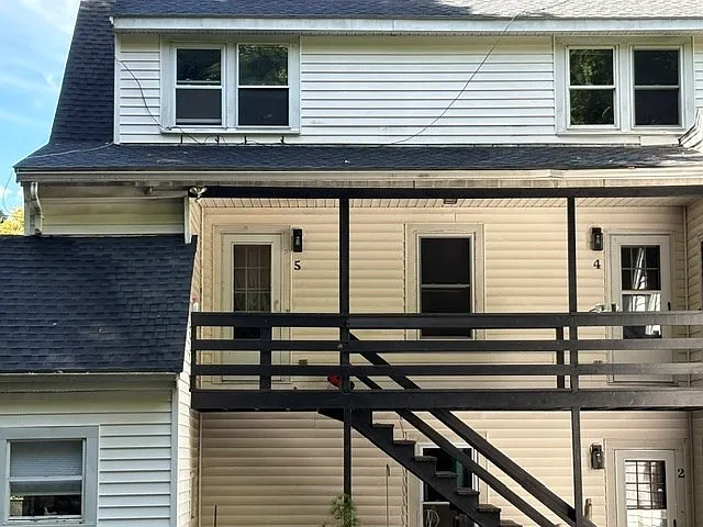 2 bed, 1.0 bath, 800 sqft, $2,750 — Photo 2