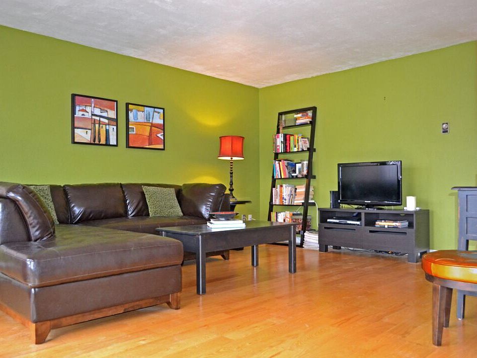 1st image of 2219 Eastlake Ave E Unit 202