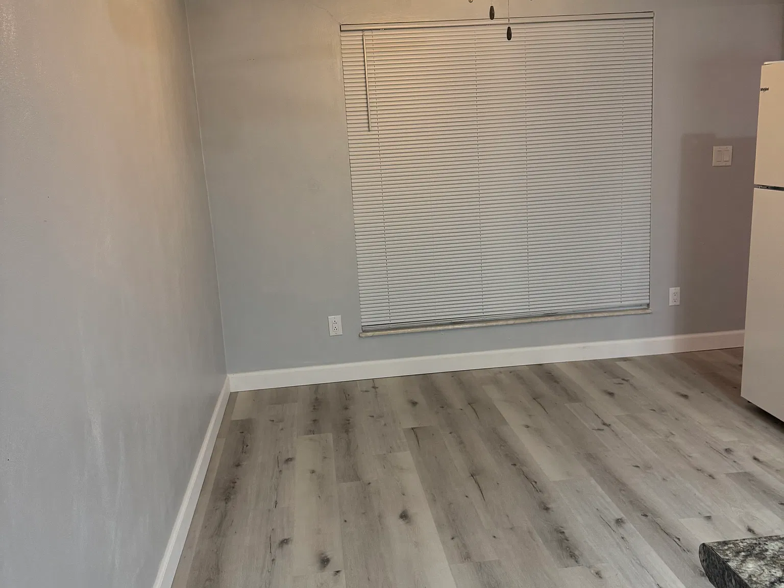 3 bed, 975 sqft, $1,200 — Photo 3