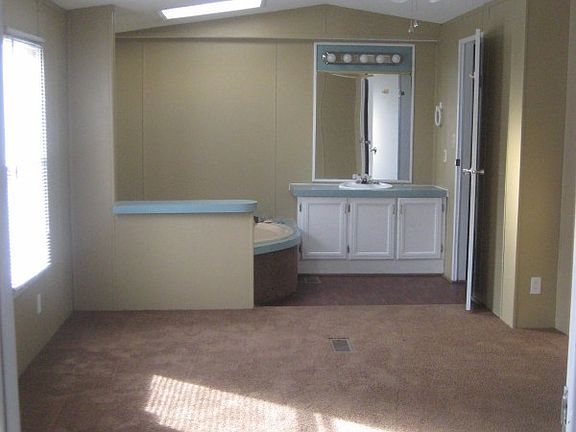 4th image of 2106 Miss Ellie Dr
