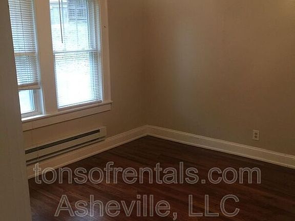 5th image of 1 Gables Pl