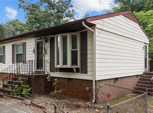 2224 Mountain View Rd, Powhatan, VA 23139