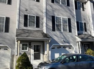 52 Packards Ln UNIT 4, Quincy, MA 02169