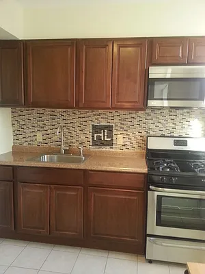 Rented by Highline Residential | media 35