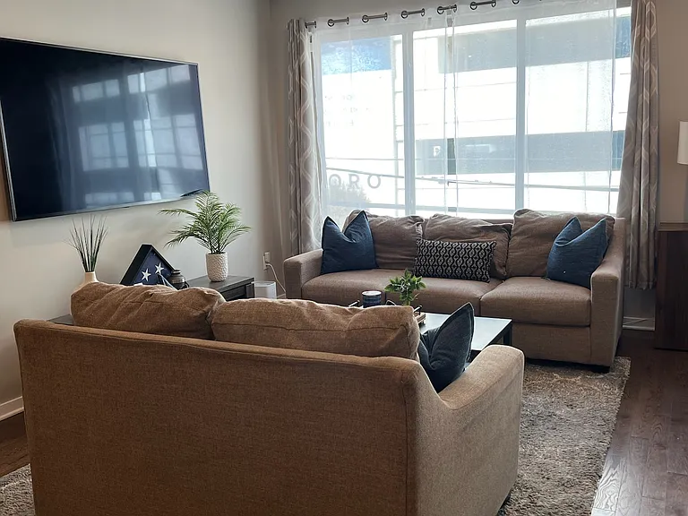 148 W Wildey St #2 — Photo 7
