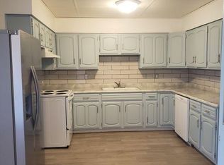 206 W Abriendo Ave #B, Pueblo, CO 81004
