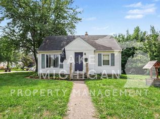 704 Buckingham St SW, Wyoming, MI 49509