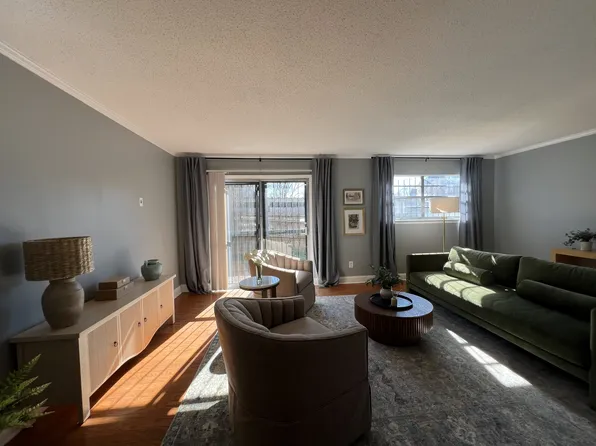 435 N Highland St, Memphis, TN 38122