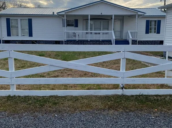 274 Kirby Rd, Raven, VA 24639