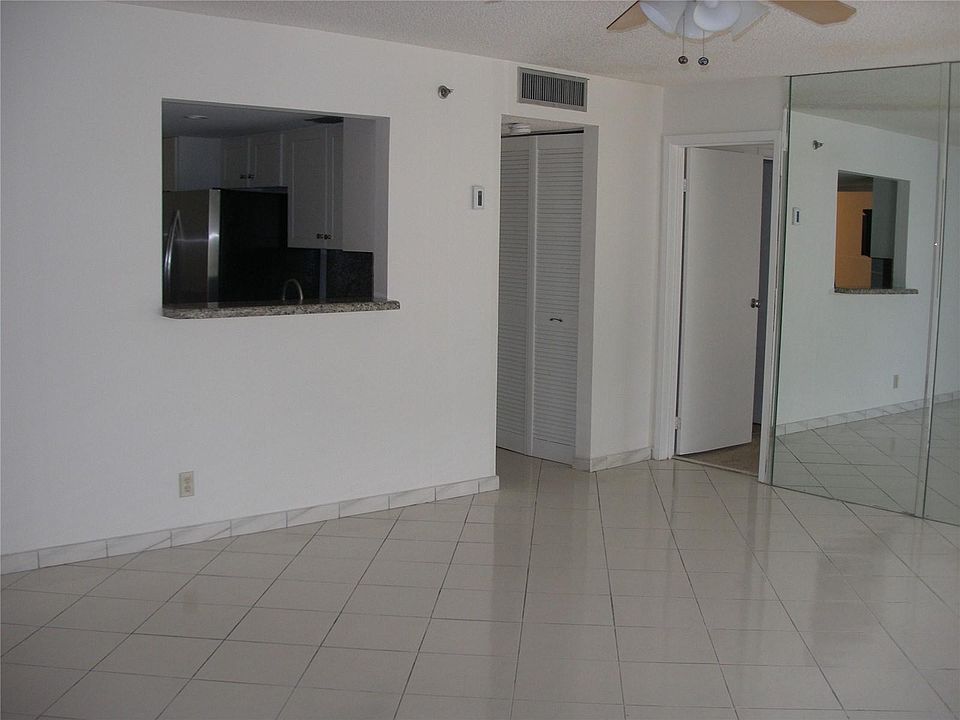 1st image of 2625 Collins Ave #3XX