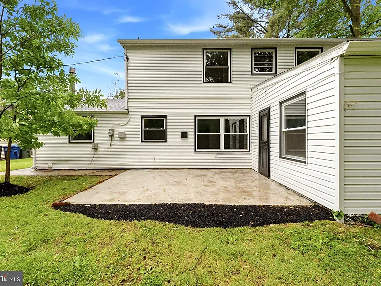 27 Parkside Cir — Photo 25