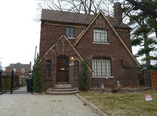 19925 Renfrew Rd, Detroit, MI 48221