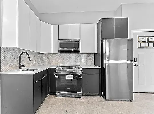 1268 E 92nd St #2 — Photo 10
