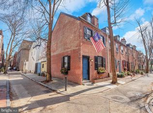 401 S Iseminger St, Philadelphia, PA 19147