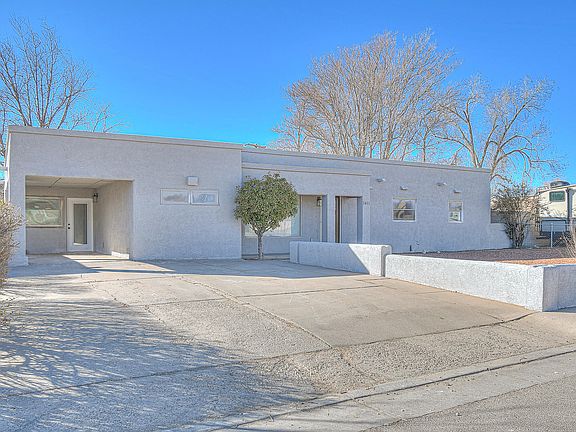 2nd image of 1611 Wyoming Blvd NE