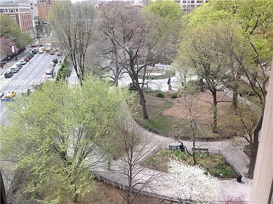 Rented by R New York | media 70