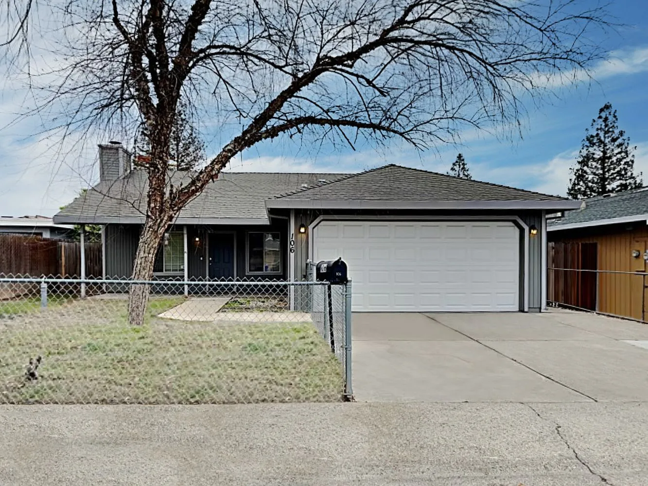 106 Dolphin Way photo 1