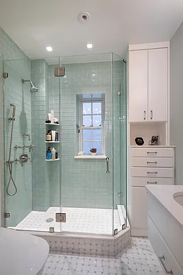 Sold by Compass | media 10