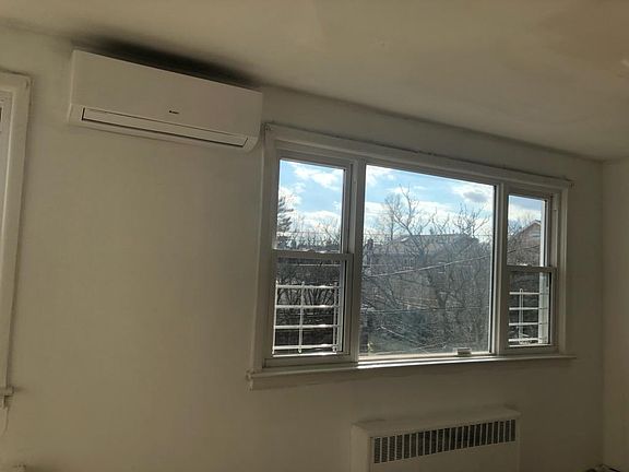 4th image of 17321 65th Ave #3