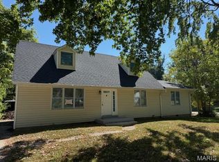 12036 Larimore Rd, Saint Louis, MO 63138