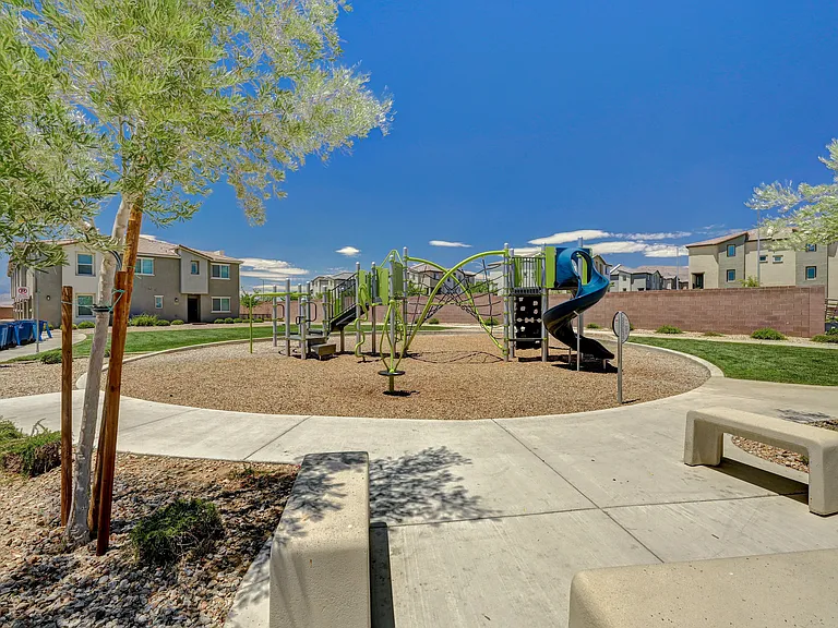 6924 Spicy Merlot St — Photo 82