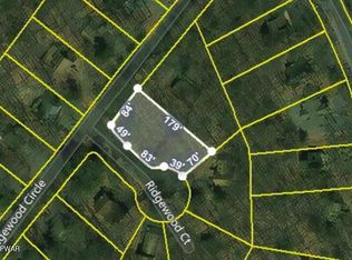 3 Ridgewood Ct, Lake Ariel, PA 18436