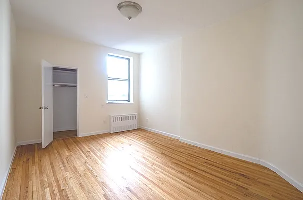 Rented by City Connections Realty | media 15