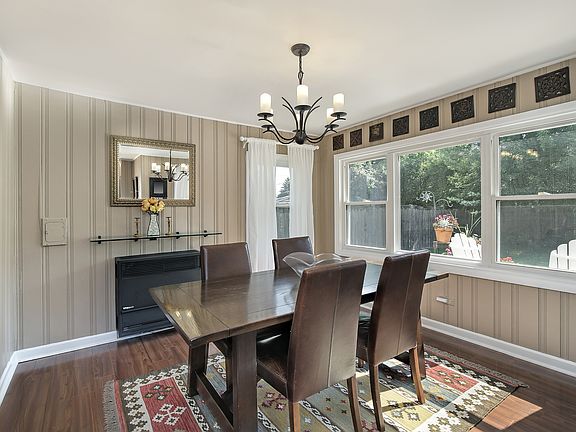 4th image of 1347 Ferndale Ave