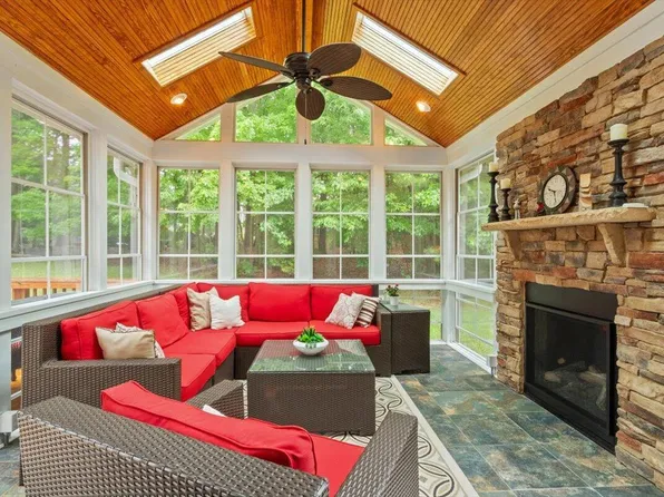 103 Rose Sky Ct, Cary, NC 27513