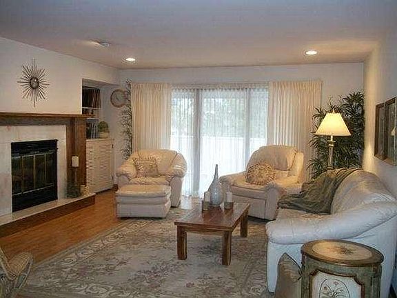 3rd image of 1114C Aspen Ct