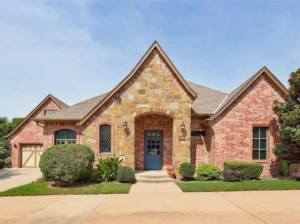 1034 Villas Creek Dr, Edmond, OK 73003