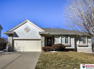 17050 L St, Omaha, NE 68135